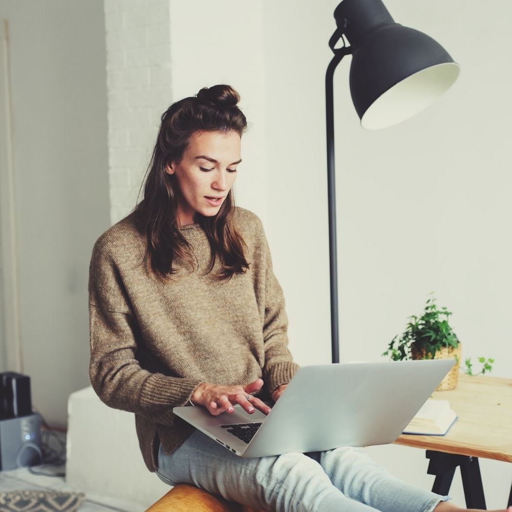 RAPORT: Polacy na home office